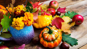 October Mood Board: Get that Autumn Glow!