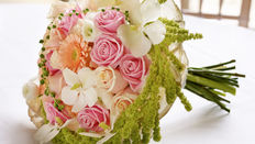 Spring Wedding Inspiration: Vintage Theme