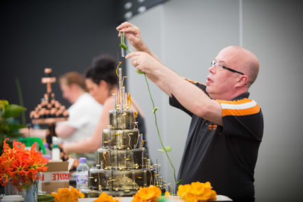 Neil Whittaker Cake 01.jpg