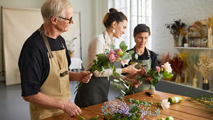 Autumn Workshops: Creating a Door Swag