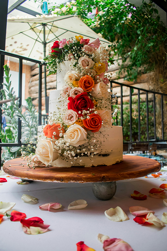 Cake With flowers