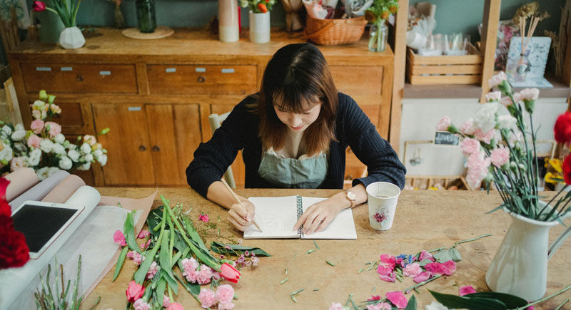 Florist making a plan