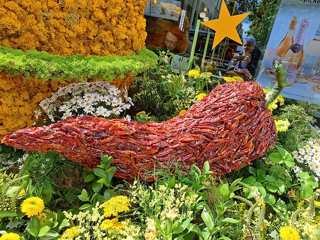 A giant chilli pepper made of dried capsicum in a design from Whole Foods at Chelsea in Bloom